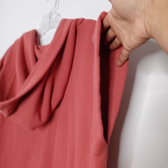 ba&sh Short Sleeve Hoodie in Vieuxrose - Picture 7 of 8